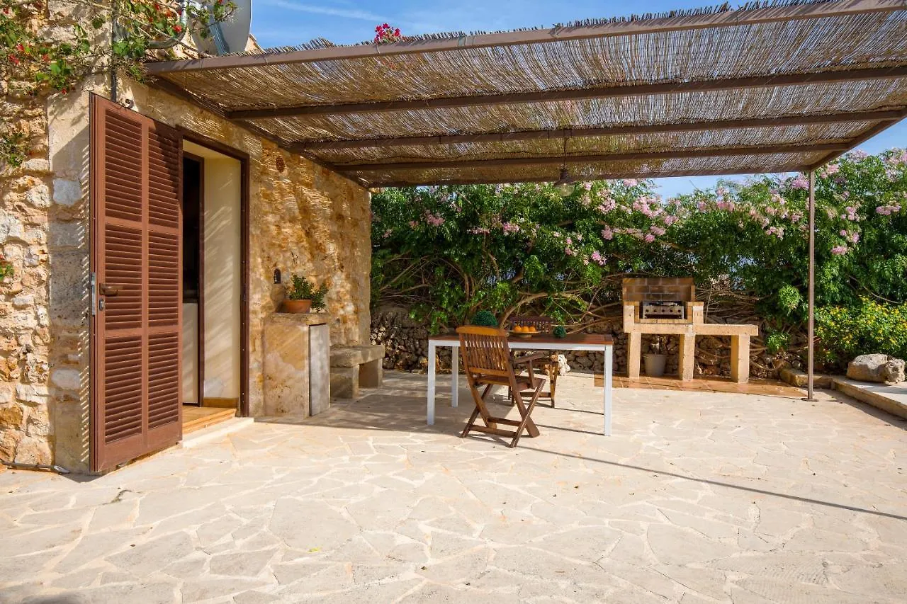 Finca Serral Petit Llombarts 0*,  Espanha