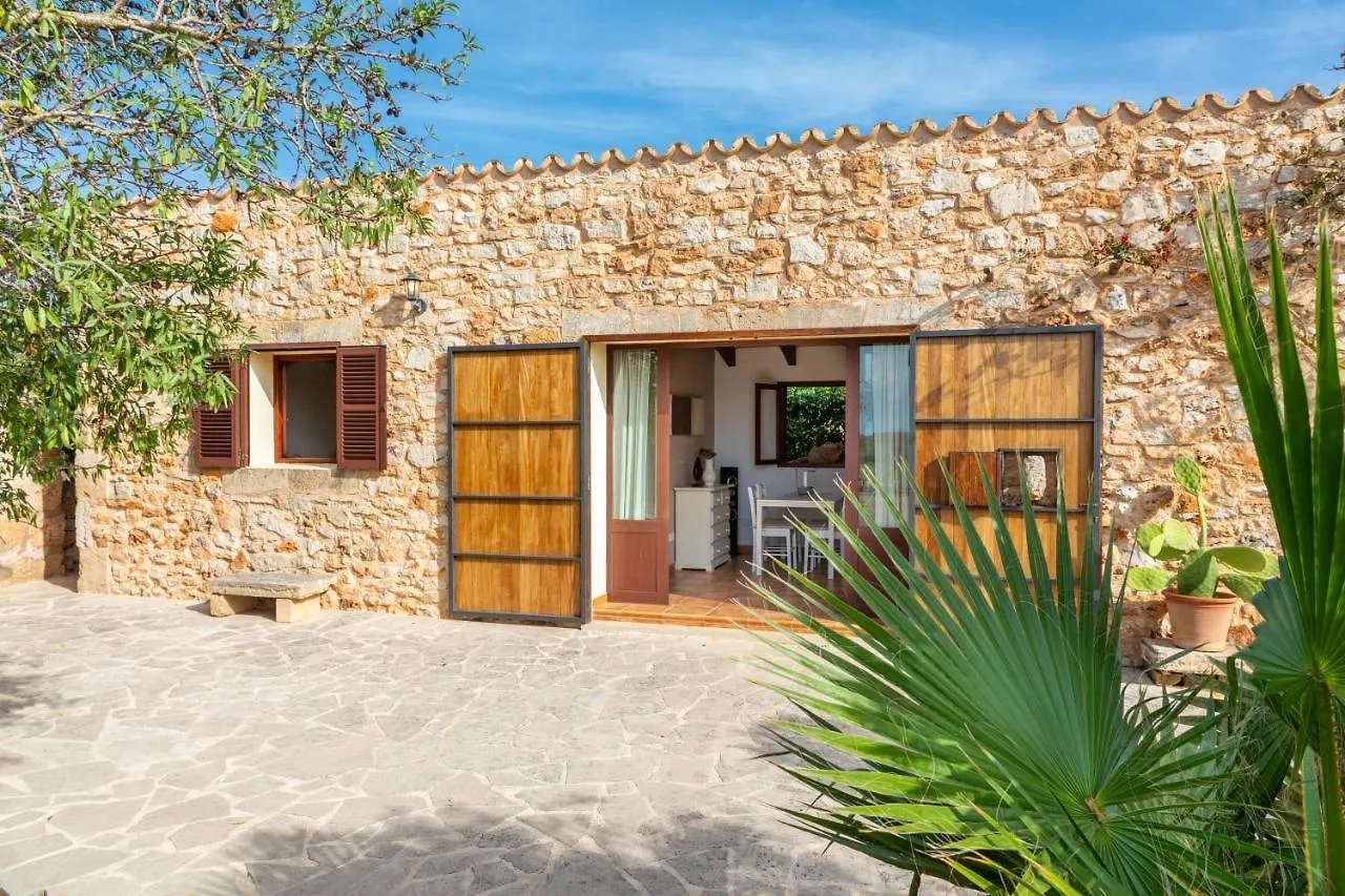 Finca Serral Petit Llombarts