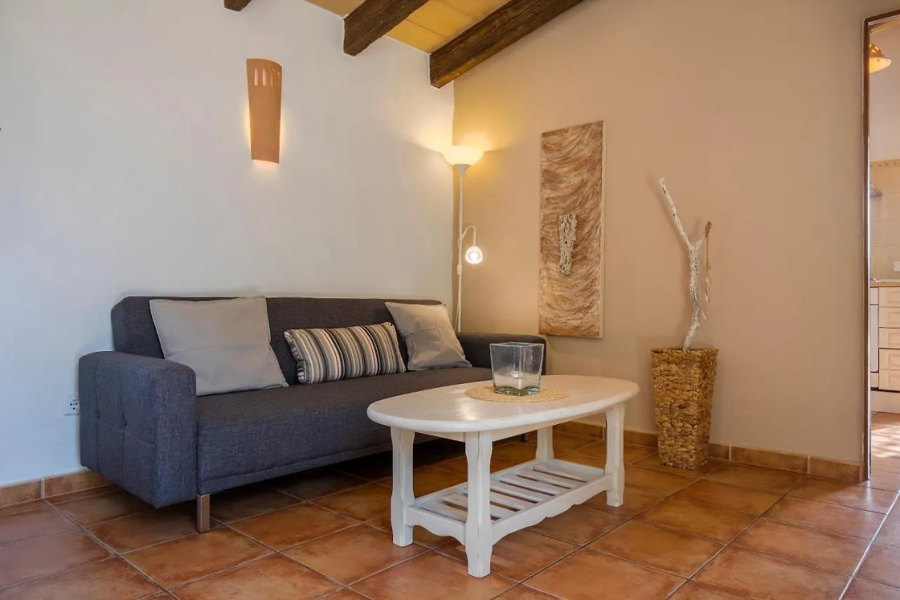 Finca Serral Petit Llombarts 0*,  Spain