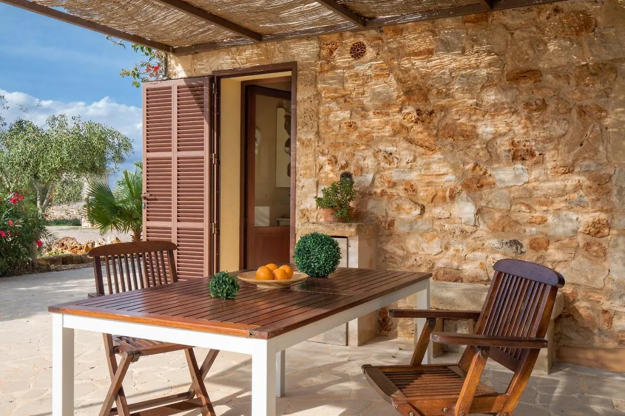 Holiday home Finca Serral Petit Llombarts